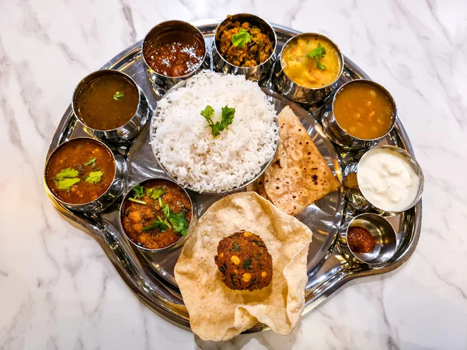 IDLI SAMBAR (2 PCS)